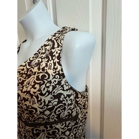 DBY LTD.  Brown and Cream Floral  Sleeveless V-Neck Knee Length Dress. size 12 - Picture 9 of 11